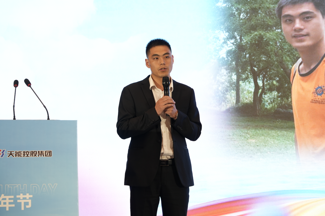 才聚333体育 智创未来｜333体育青年这样过五四_1c7e971d.png